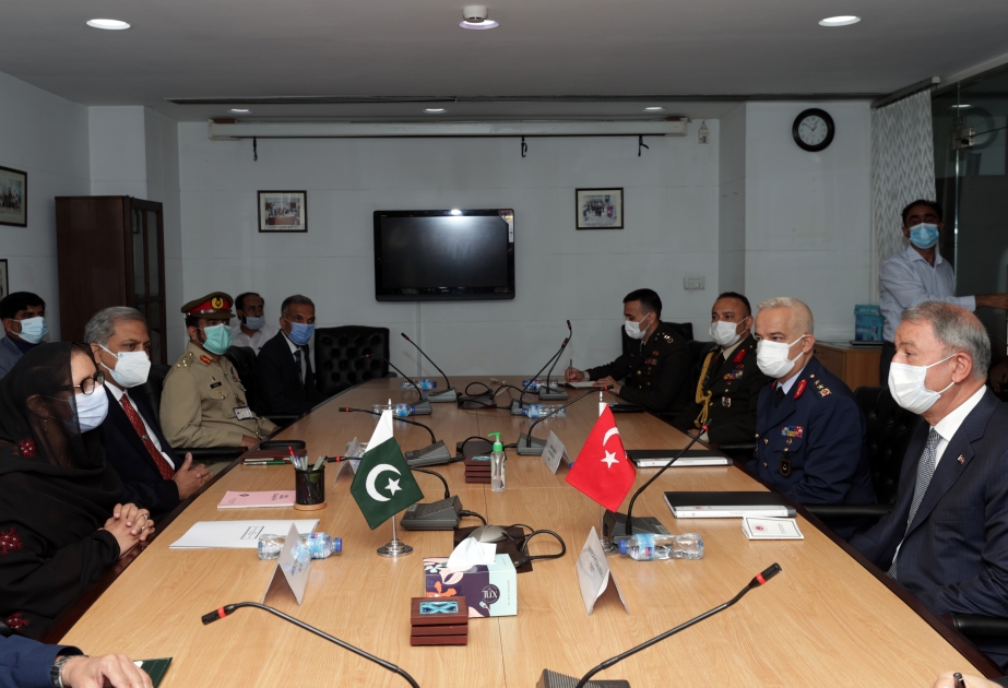 Türkiyə ilə Pakistan arasında müdafiə sənayesi sahəsində əməkdaşlıq məsələləri müzakirə olunub
