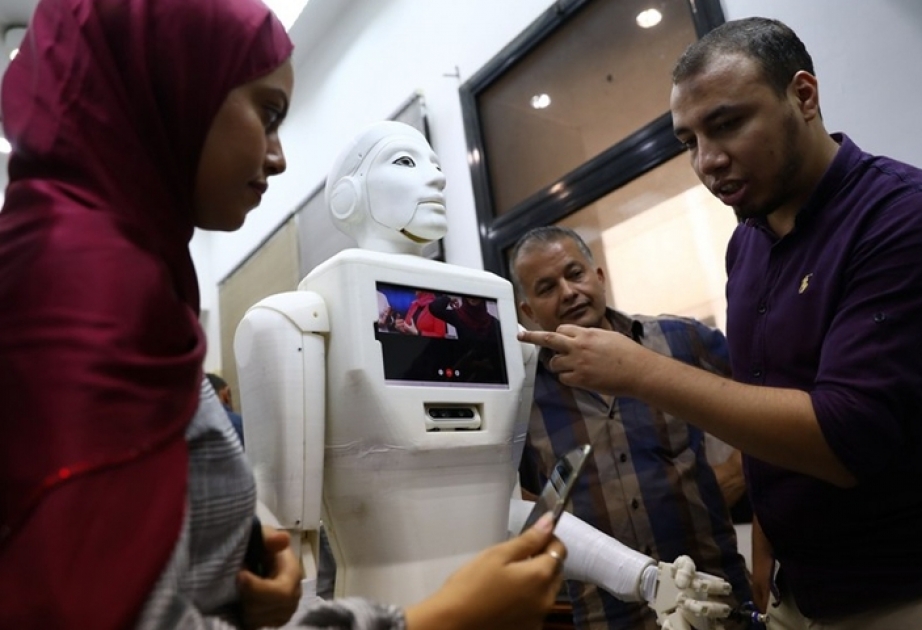 Misirin Ayn-Şəms Universiteti robot “tibb bacısını” təqdim edib