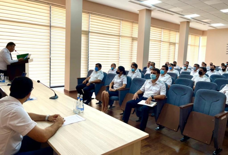 Prokurorluq işçilərinin nəzəri biliklərin artırılması və peşə vərdişlərinin təkmilləşdirilməsi məqsədilə tədbir keçirilib