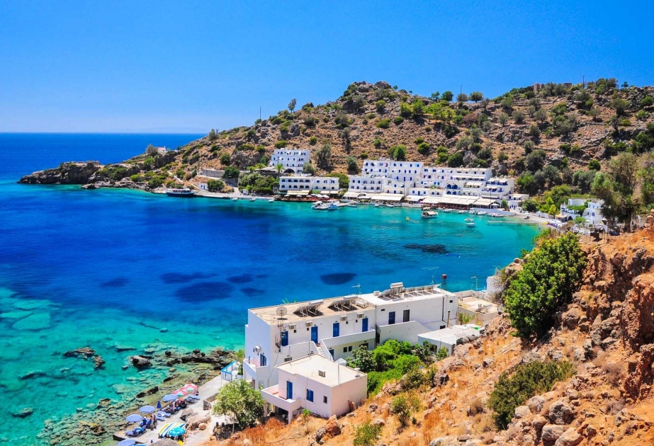 Yunanıstanın Krit adasında koronavirusla bağlı məhdudiyyətlər uzadılıb
