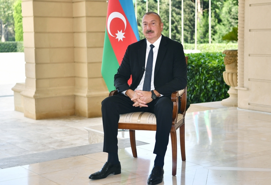 Presidente Ilham Aliyev: "Aplastamos al "victorioso" ejército armenio durante 44 días"