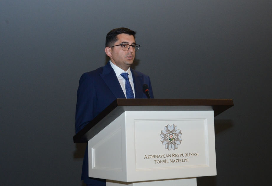 Azərbaycan dilinin tədrisində nəyi dəyişməli?