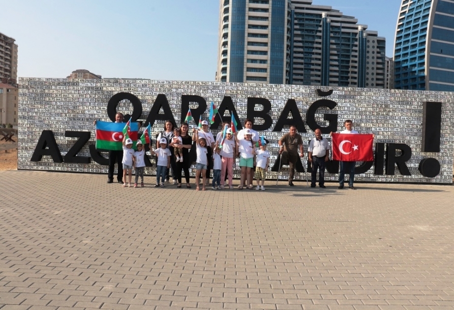 Naftalanlı şəhid və qazi övladları Heydər Əliyev Mərkəzində və Hərbi Qənimətlər Parkında olublar