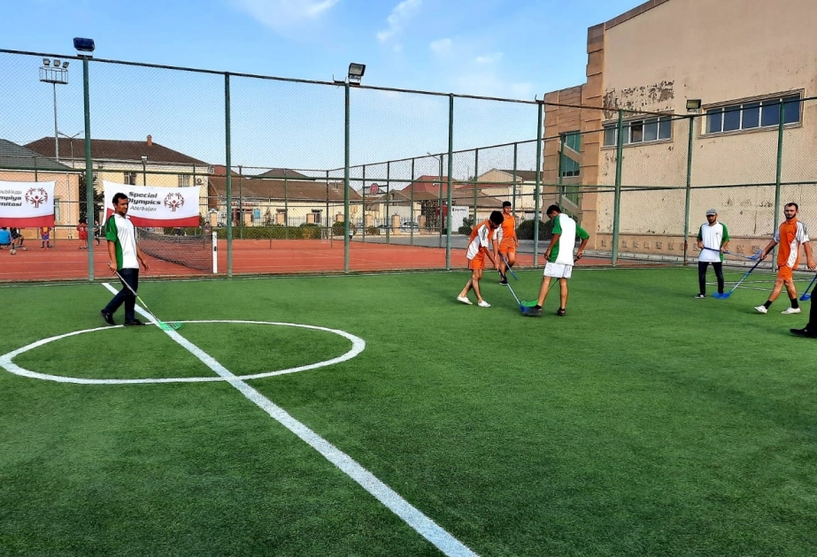 Şağan Olimpiya İdman Kompleksində florbol yarışı keçirilib