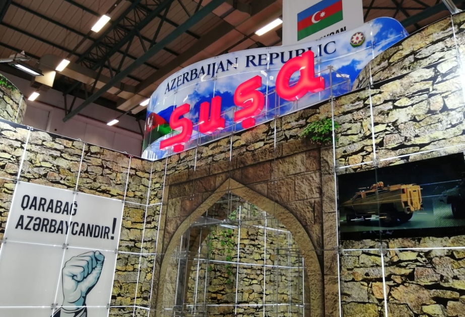 İstanbulda keçirilən “IDEF - 2021” Beynəlxalq Müdafiə Sənayesi Sərgisində Azərbaycanın stendinə xüsusi maraq var VİDEO