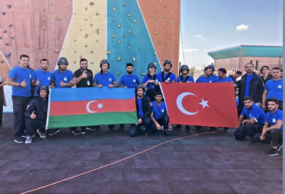 Azərbaycanlı jurnalistlər üçün Ankarada keçirilən təlimlərin doqquzuncu gününə yekun vurulub
