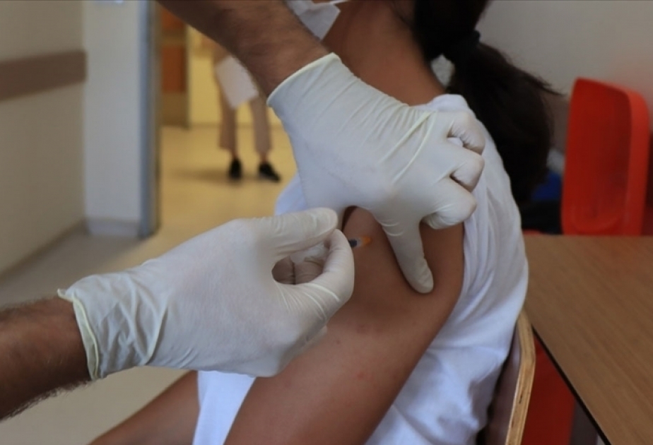 Vaccination anti-Covid: 4 760 000 doses administrées dans le monde