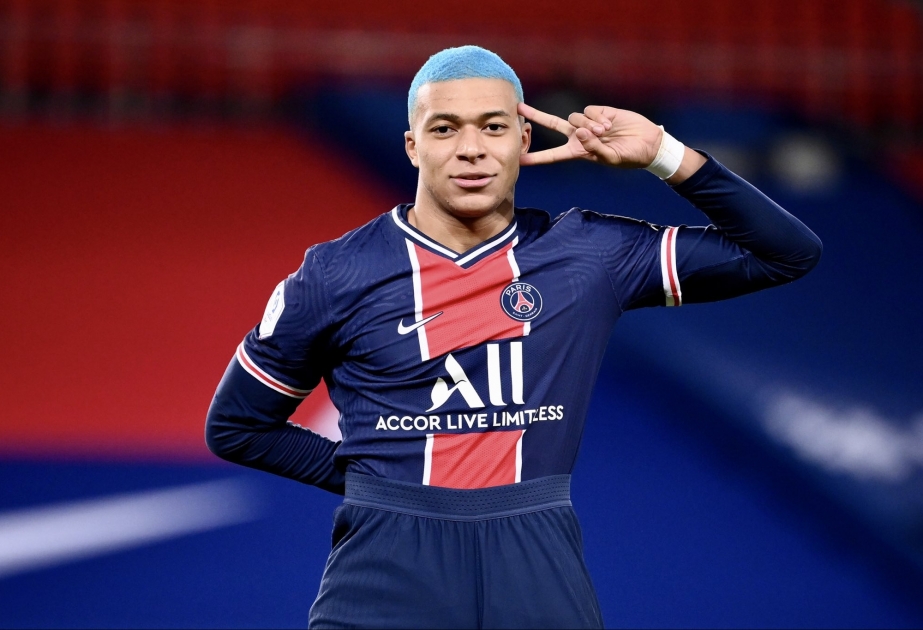 Kilian Mbappe bu yay “Paris Sen-Jermen”dən getməyəcəyini bildirib