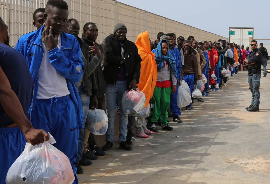 За последние 15 дней в Испанию прибыло около 2 тыс нелегальных мигрантов