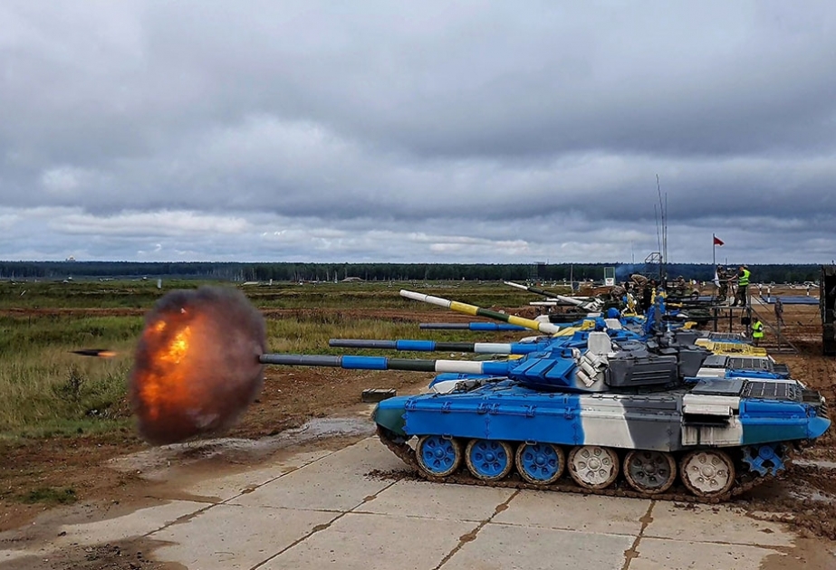 Hərbçilərimiz “Tank biatlonu” müsabiqəsinə hazırlıqlarını davam etdirir