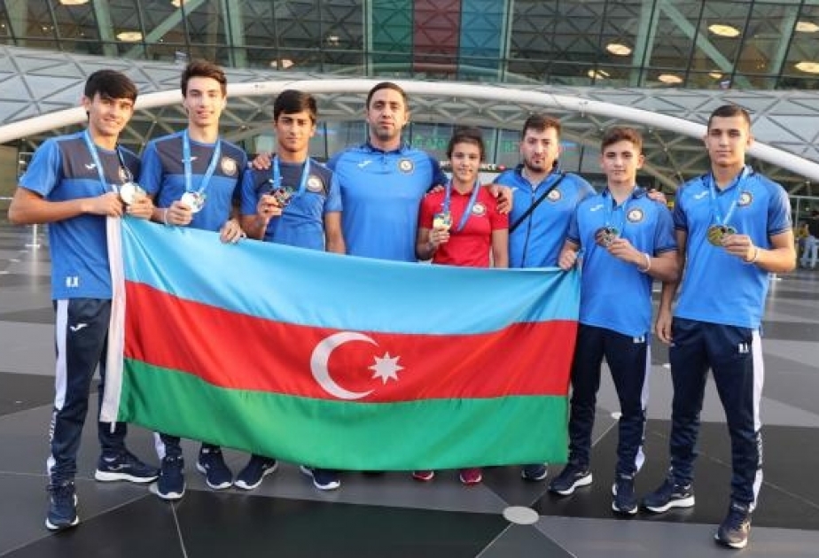 Avropa birinciliyində uğurla çıxış edən yeniyetmə cüdoçularımız Vətənə qayıdıblar