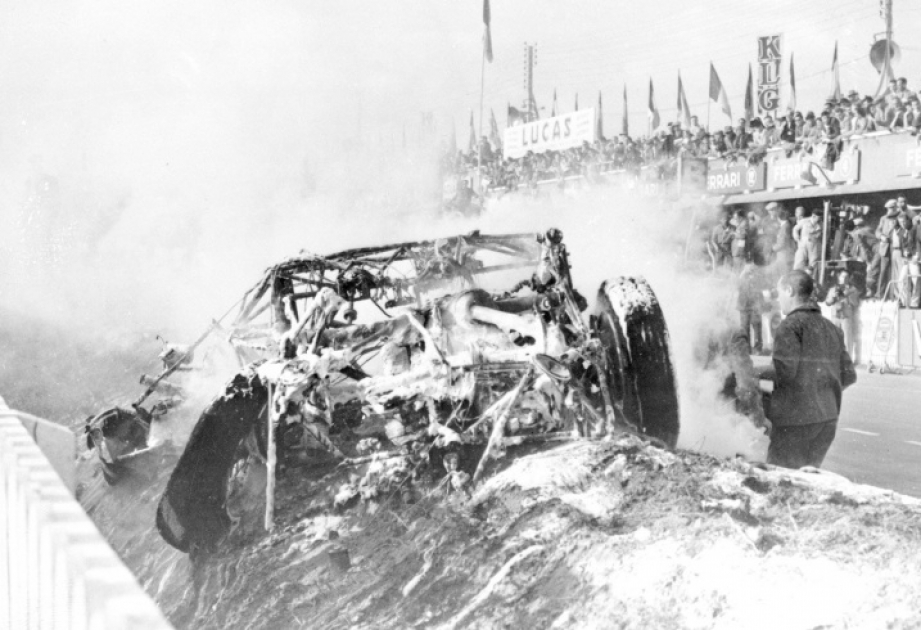 Страшная авария в Ле-Мане: 84 погибших. После нее Ф-1 и все гонки требовали запретить