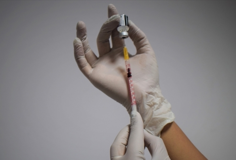 Vaccination anti-Covid: plus de 4 910 000 doses administrées dans le monde