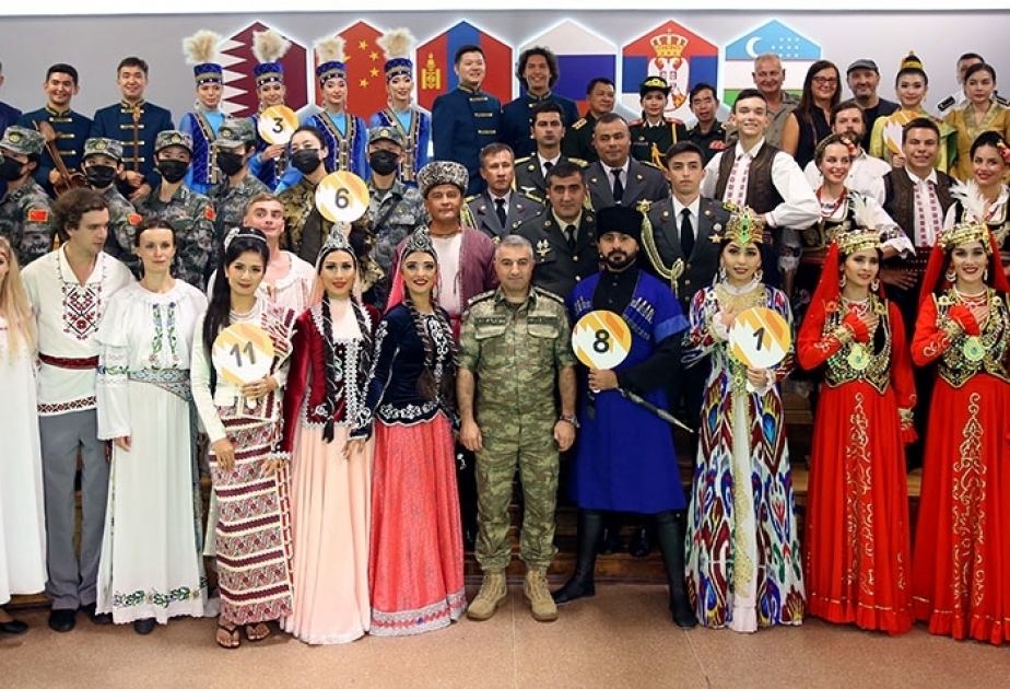 Los militares azerbaiyanos participan en el concurso creativo "Ejército de la Cultura" en Moscú