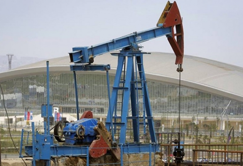 Цена барреля нефти «Азери Лайт» превысила 70 долларов
