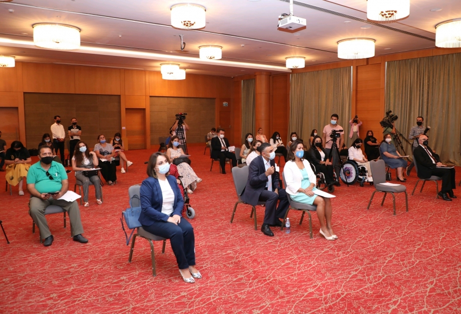 Azerbaijani government, UN wrap up joint media campaign for people with disabilities