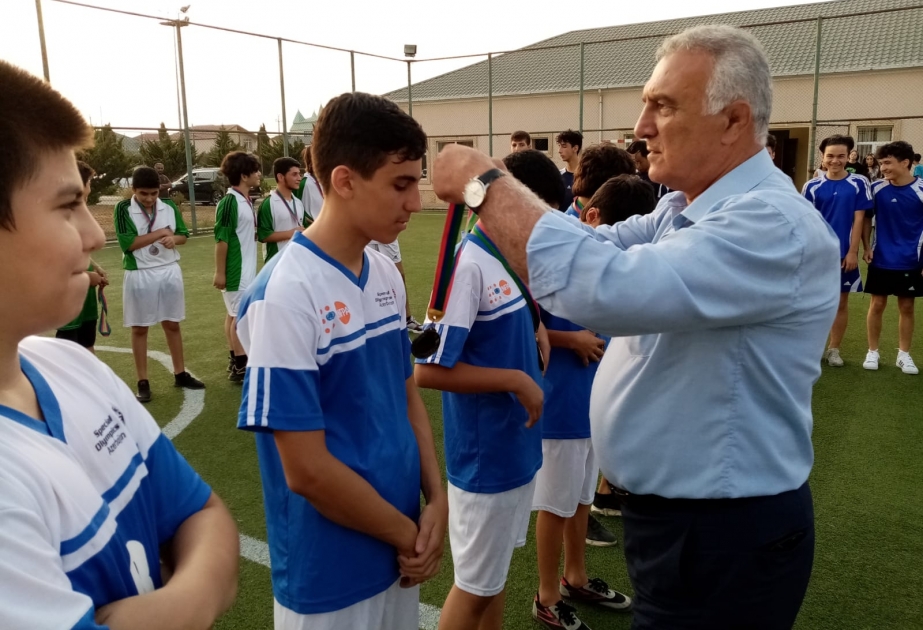 Oğlanlar arasında həndbol üzrə seçmə yarışın qalibləri müəyyənləşib