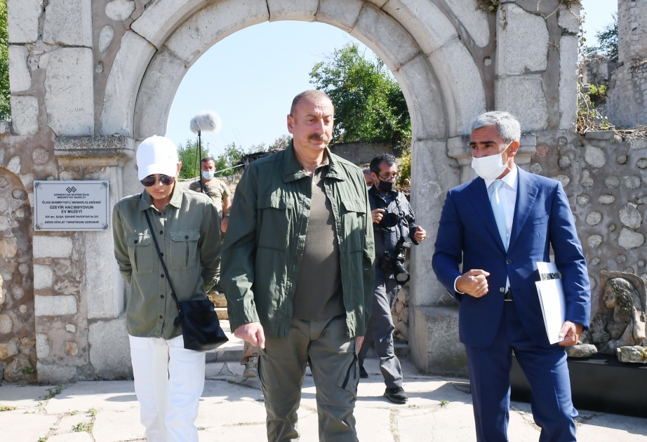 President Ilham Aliyev and First Lady Mehriban Aliyeva viewed works to be done at Uzeyir Hajibayli’s house-museum in the city of Shusha VIDEO