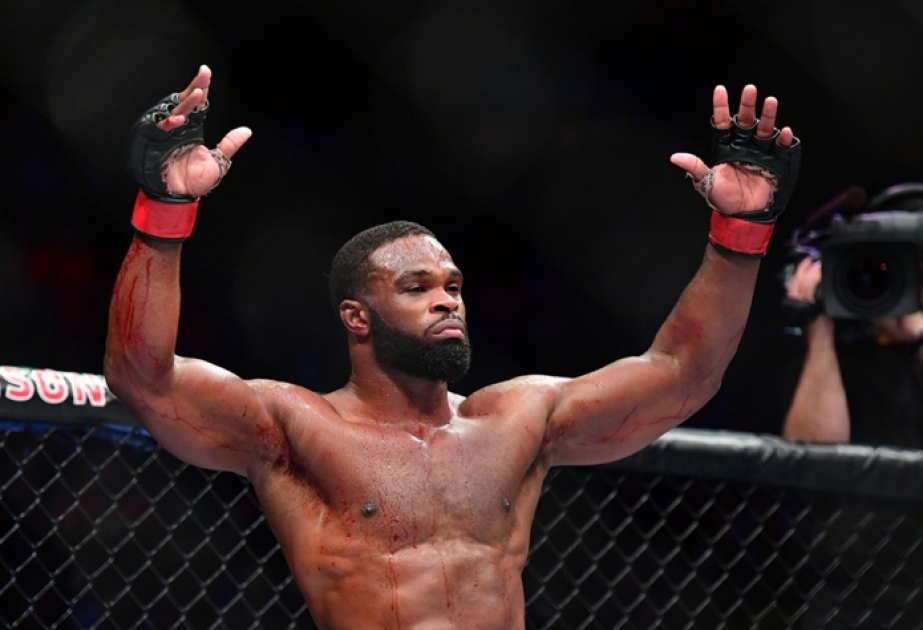 Видеоблогер Джейк Пол победил бывшего чемпиона UFC Тайрона Вудли в боксерском бою