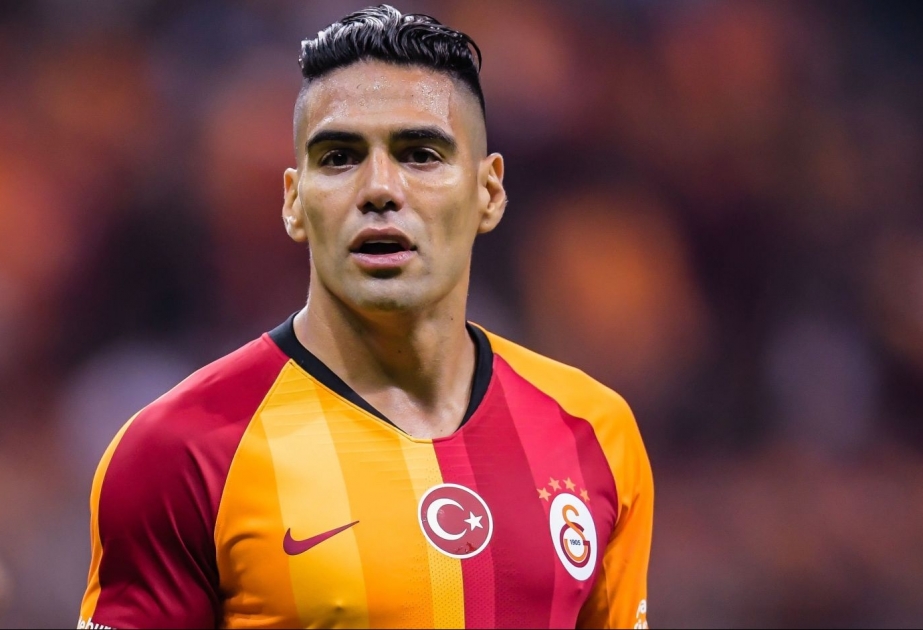 Türkiyənin "Qalatasaray" klubu kolumbiyalı hücumçu ilə yollarını ayırıb