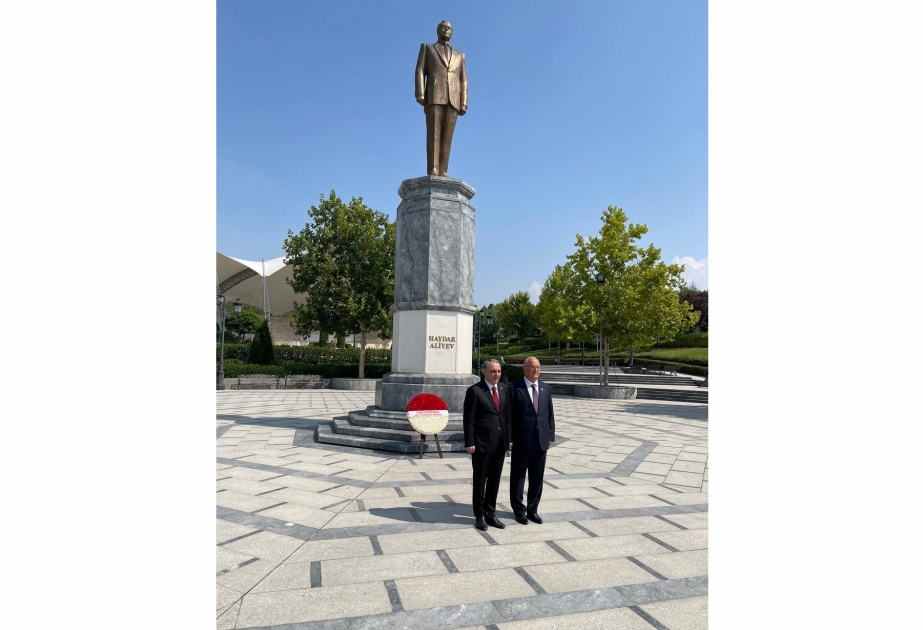 Continúa la visita de una delegación encabezada por el fiscal general a Turquía