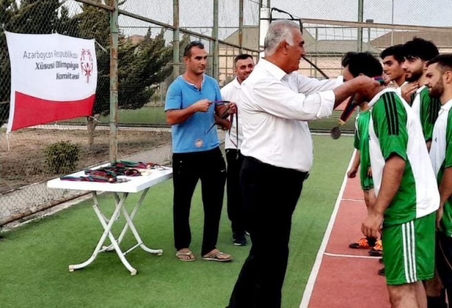 Oğlanlar arasında voleybol üzrə seçmə yarış keçirilib