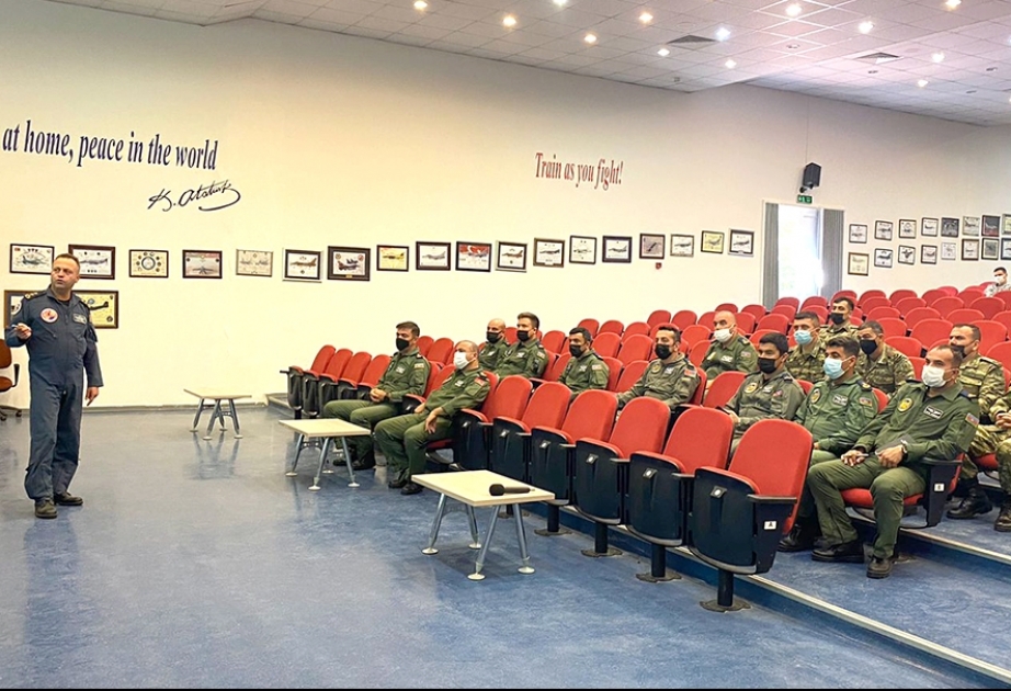 “TURAZ Şahini – 2021” təlimlərində ətrafı tanıma uçuşları keçirilib VİDEO