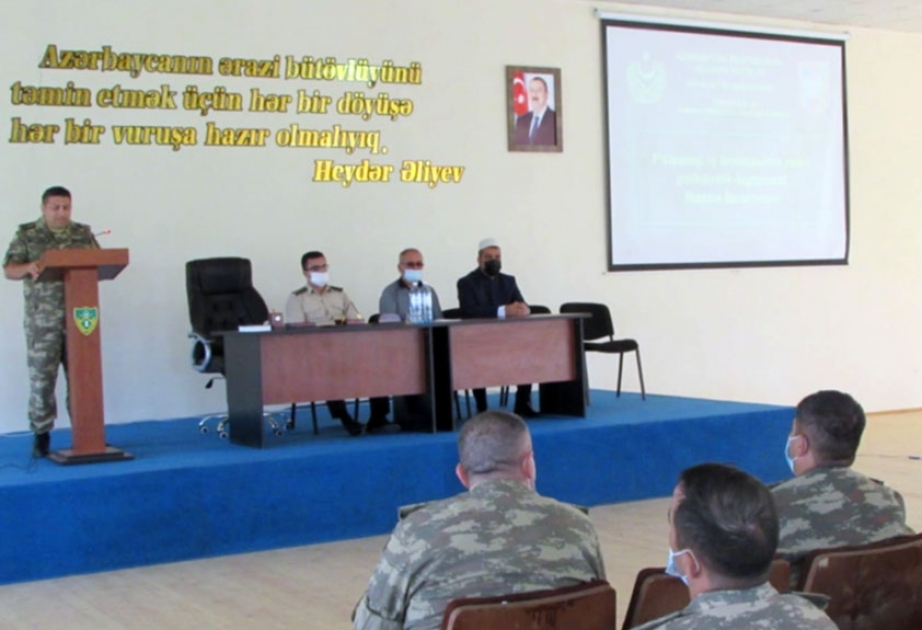 Azərbaycan Ordusunda hərbi qulluqçular üçün seminarlar keçirilir