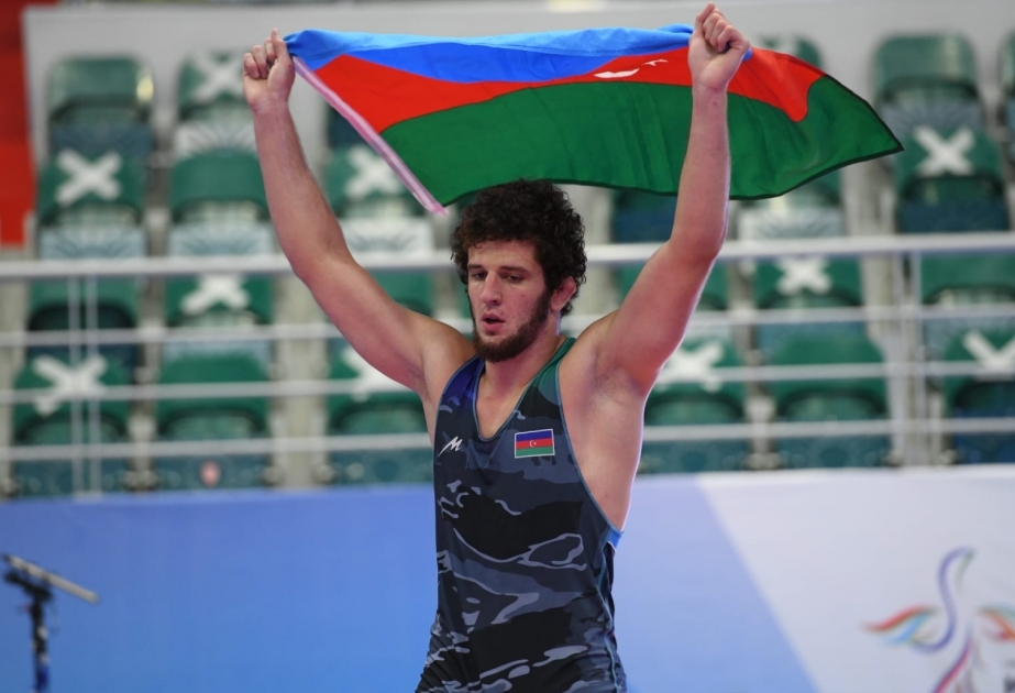 Luchadores azerbaiyanos ganaron 7 medallas en Kazán-2021