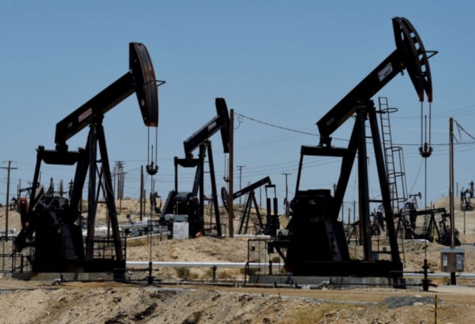 Баррель нефти «Азери Лайт» продается за 72,67 доллара