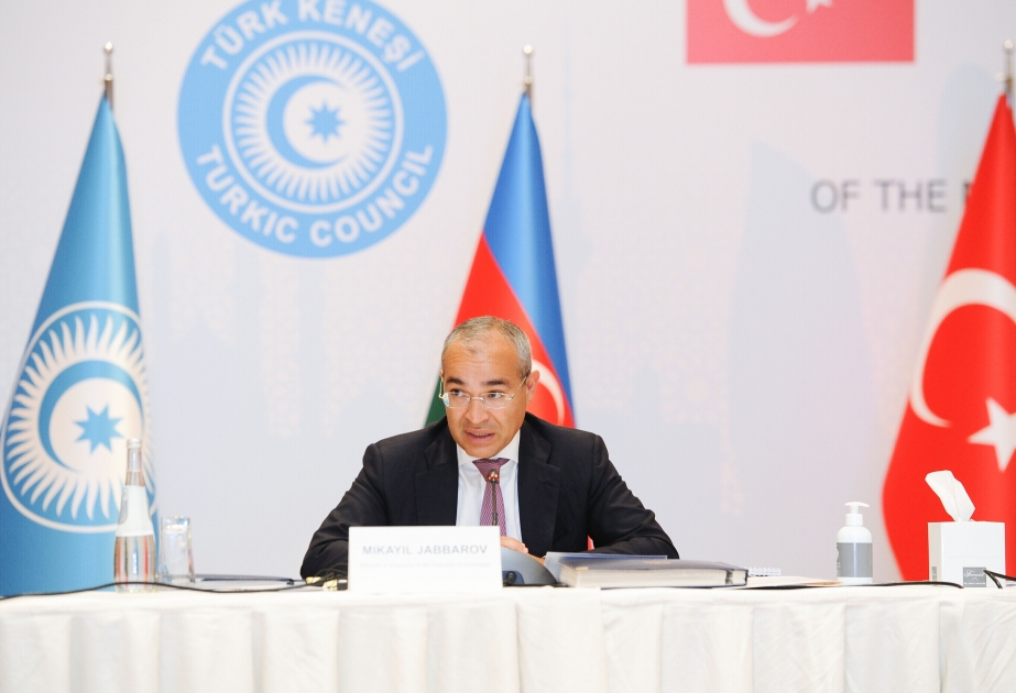 El crecimiento económico de Azerbaiyán se acerca al 4%