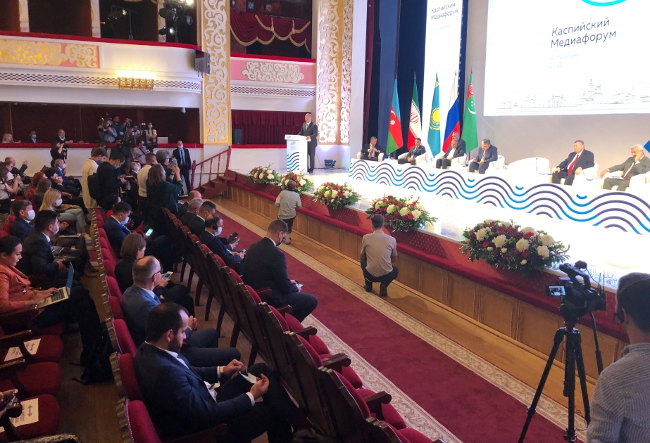Se habla del potencial turístico de Karabaj en el "Foro de Medios de Comunicación del Caspio", celebrado en Astracán