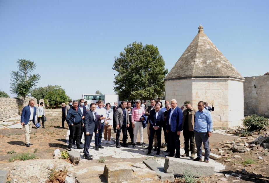 Representantes del Consejo de Cooperación de los Estados de habla túrquica se encuentran en Aghdam