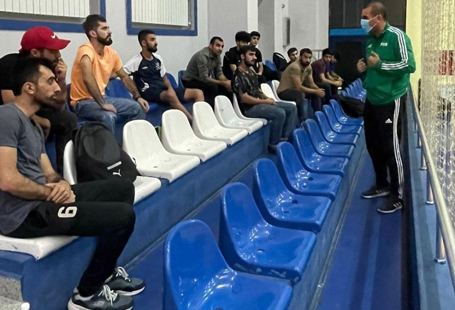 “Baku Fire” futzal komandasının üzvləri üçün seminar təşkil olunub