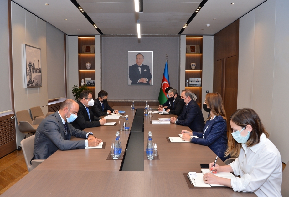 New Head of EU Delegation to Azerbaijan presents copy of his credentials to FM Bayramov