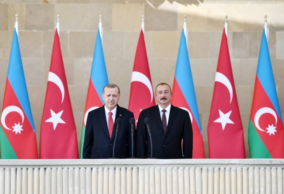 Türkisch-Aserbaidschanische Waffenbrüderschaft: Geschichte wiederholt sich