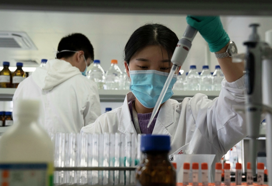 Çinin bir milyarddan çox sakini koronavirusa qarşı tam peyvənd olunub