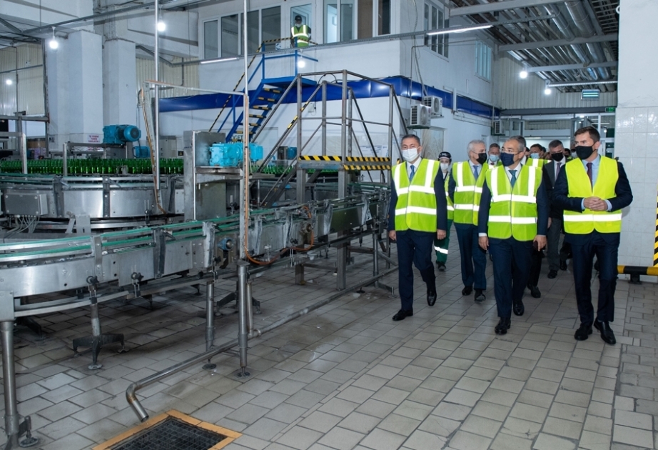 Azerbaiyán comienza a producir cerveza con cebada local