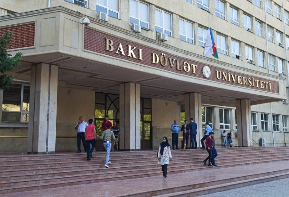 巴库国立大学与乌兹别克斯坦撒马尔罕国立大学签署合作协议