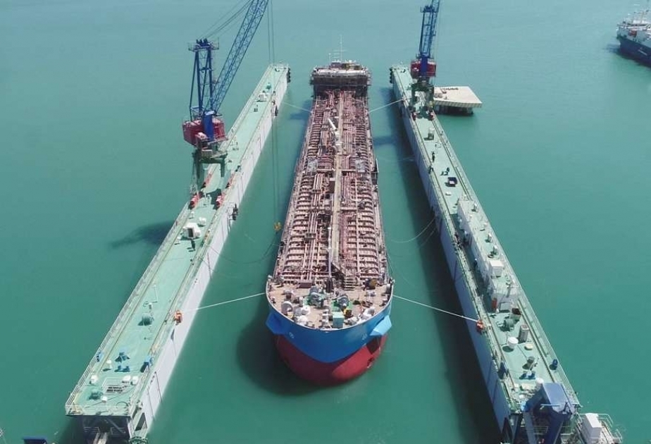 Azerbaiyán bota un nuevo petrolero que lleva el nombre de un destacado académico