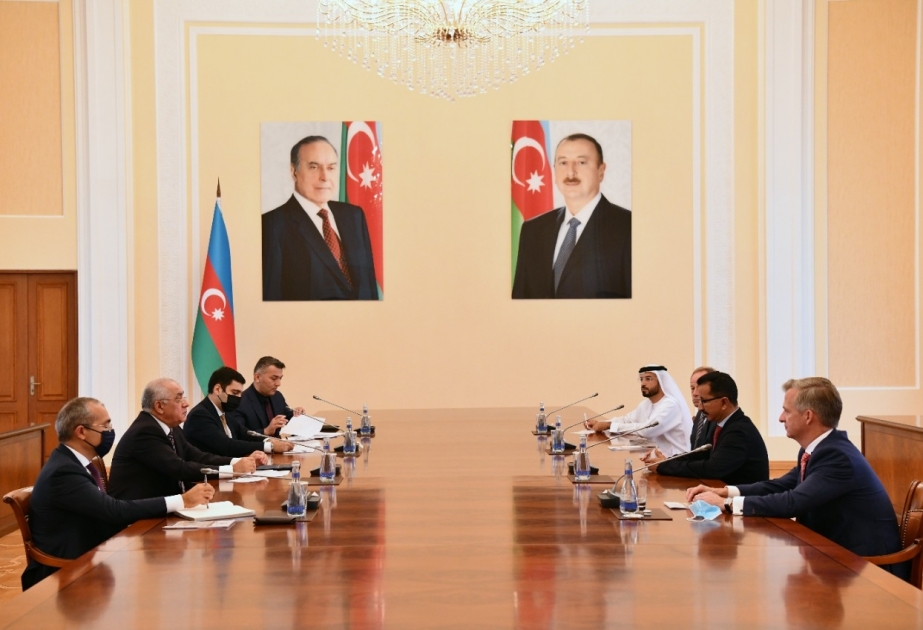 Baş nazir Əli Əsədov “DP World” şirkətlər qrupunun sədri və icraçı direktoru Sultan Əhməd bin Sulaim ilə görüşüb