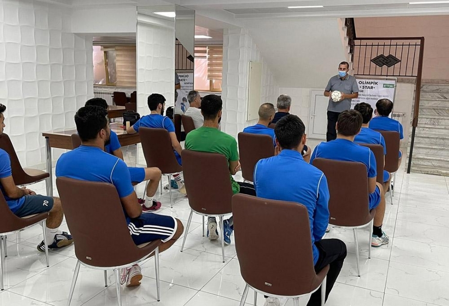 “Neftçi” futzal komandasının üzvləri üçün seminar təşkil olunub