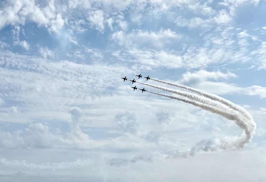 Azerbaijani military pilots perform their first flights at Teknofest-2021