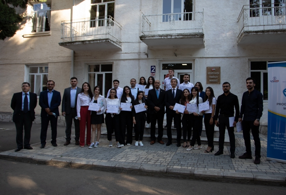 El Representante Residente del PNUD en Azerbaiyán visita Ganja