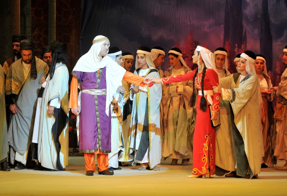 Se presenta la primera representación en el teatro de Azerbaiyán desde el comienzo de la pandemia