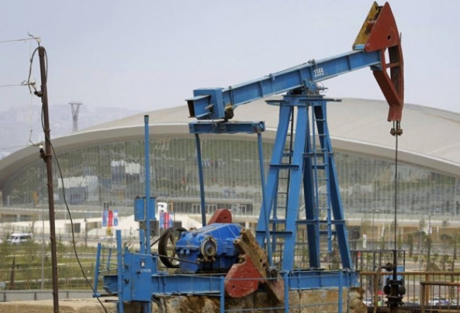 Azerbaijani oil price reaches $77
