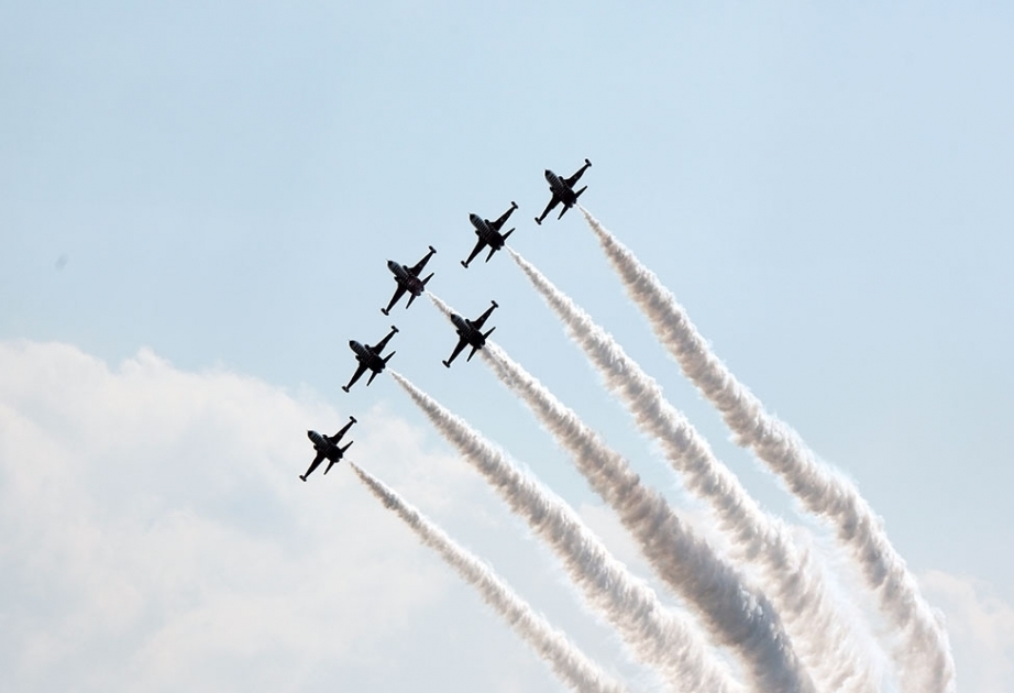Azerbaijani military pilots perform their next flight at Teknofest-2021