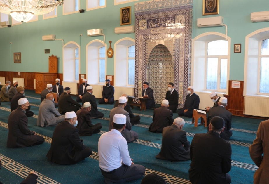 احياء ذكرى شهداء الوطن الغالي في مسجد الجمعة بمحاقظة شاكي – صور