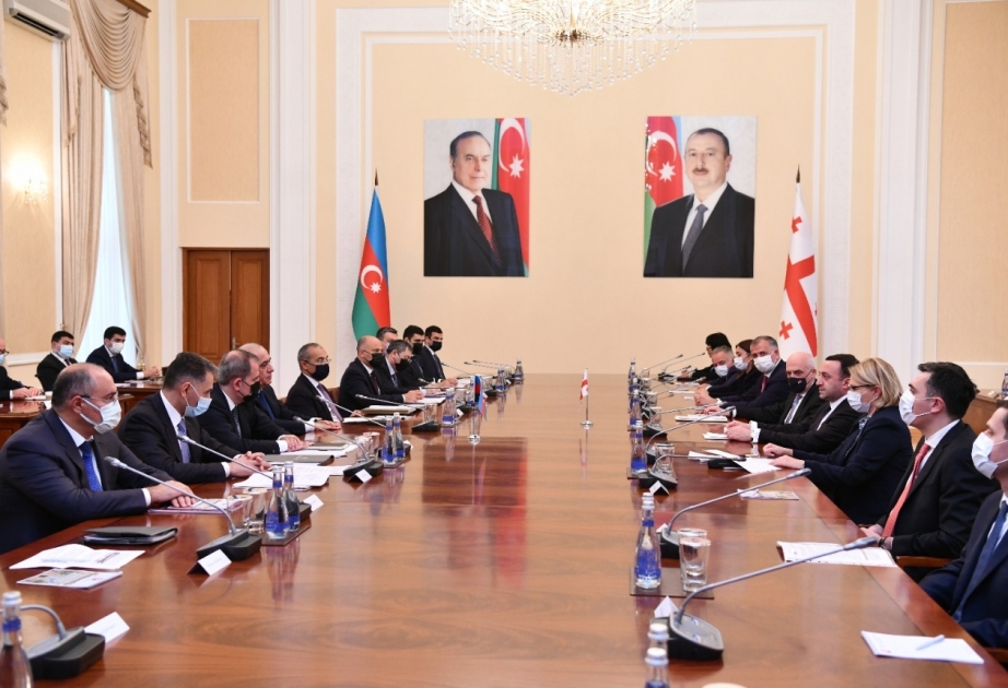 Azərbaycanın və Gürcüstanın Baş nazirlərinin sədrliyi ilə Bakıda iki ölkə arasında İqtisadi Əməkdaşlıq üzrə Birgə Hökumətlərarası Komissiyanın 8-ci iclası keçirilib