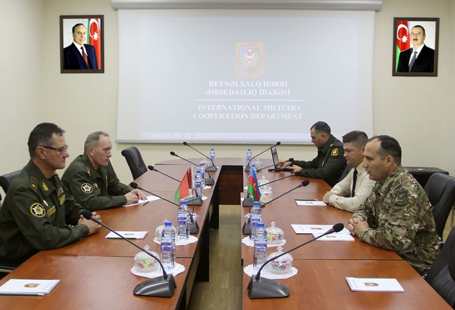 Azərbaycan və Belarus Müdafiə nazirliklərinin nümayəndə heyətləri arasında işçi görüşü keçirilib